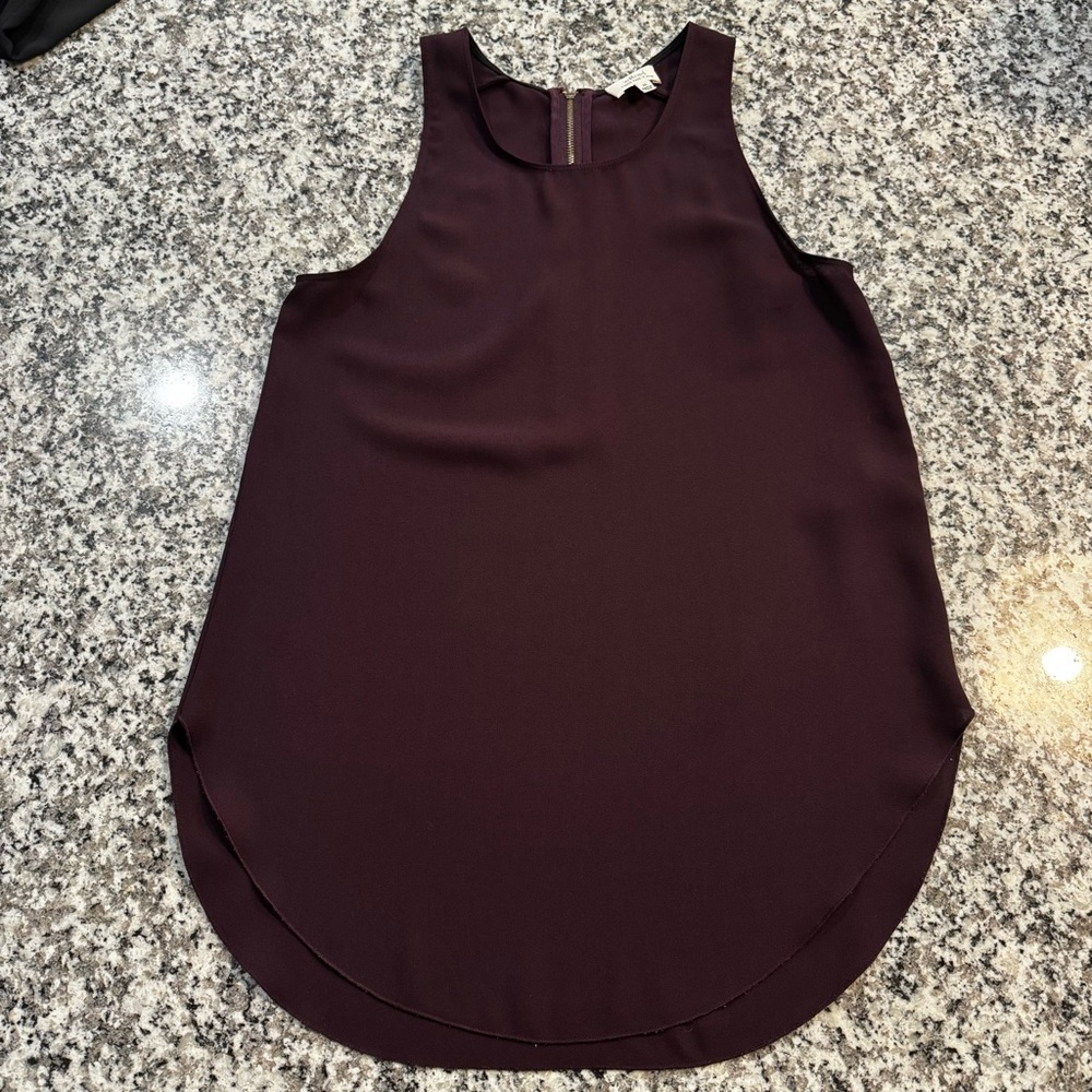 Aritzia Wilfred Sevres Sleeveless Blouse in Plum (Deep Purple) Top